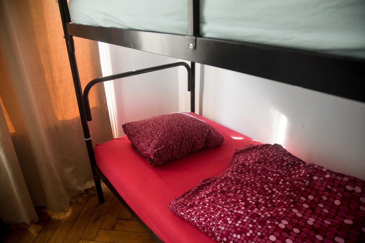Old Town Hostel Тимишоара Экстерьер фото